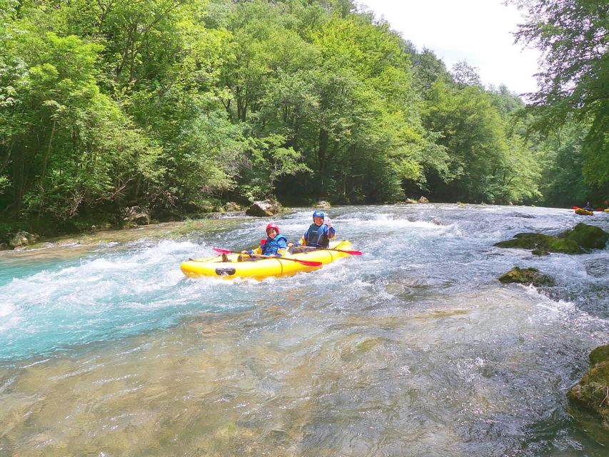 Slunj: Upper Mreznica River Kayaking Adventure - Practical packing advice for a cold-water day