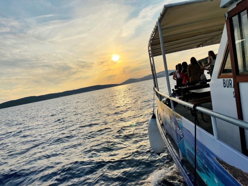 Split: 1.5-Hour Riviera Boat Cruise with a Free Drink - The important timing warning