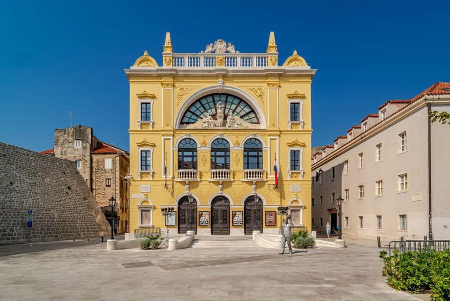 Split: 1.5-Hour Walking Tour and Diocletian's Palace - People’s Square and Fruit Square