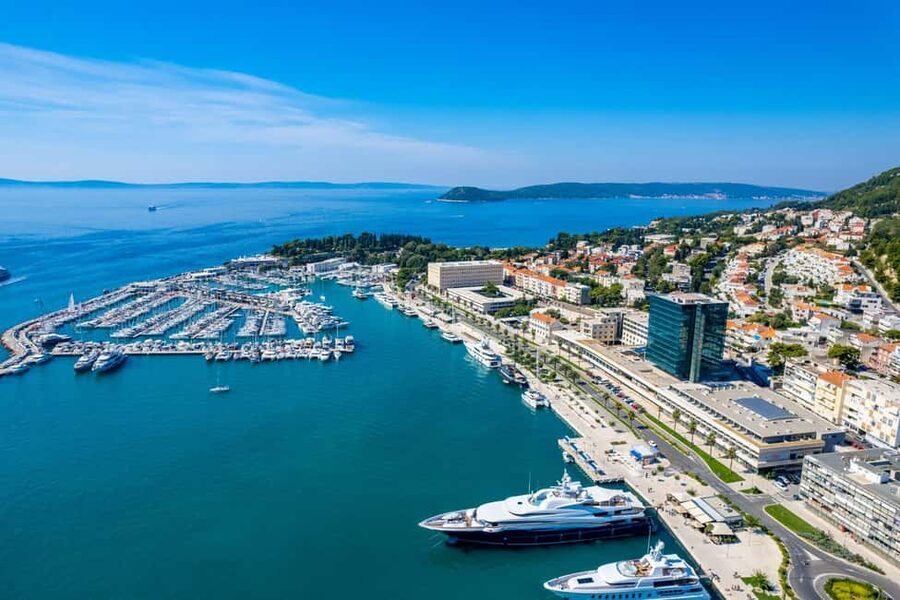 Split: 1.5-Hour Walking Tour and Diocletian's Palace - Entering Diocletian’s Palace and its cellars