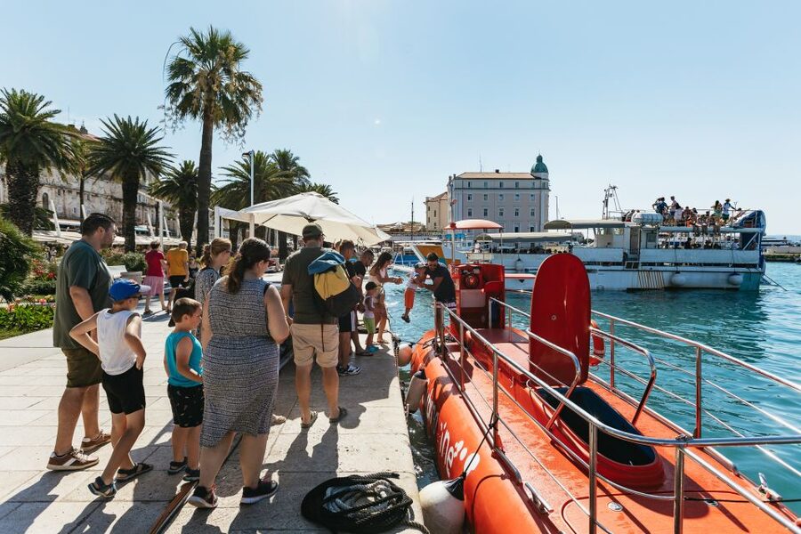 Split: 45-minute Semi-Submersible Submarine Trip - Key points to know before booking