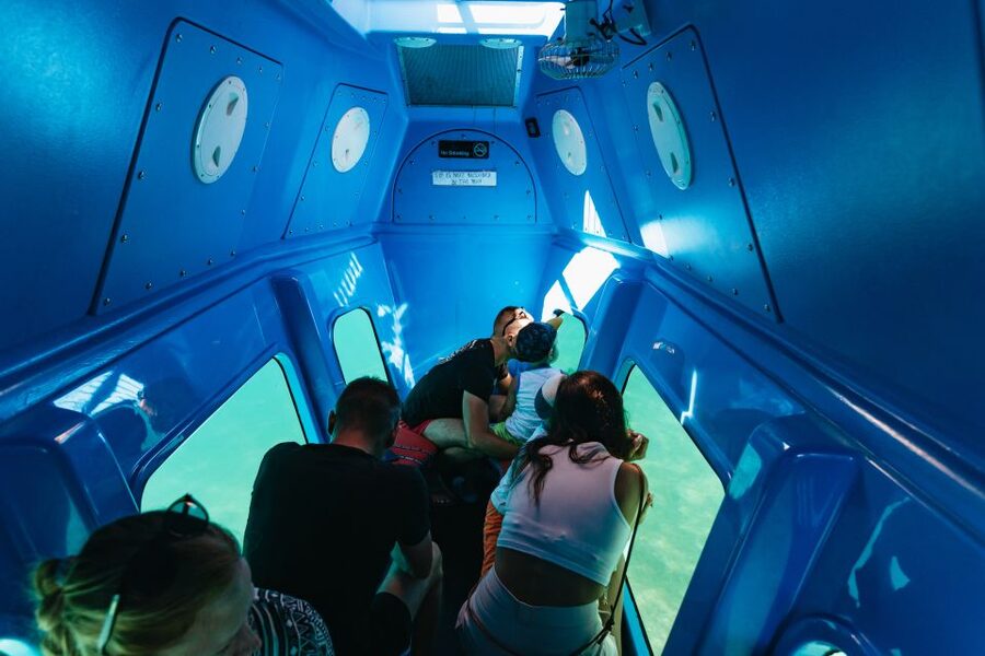 Split: 45-minute Semi-Submersible Submarine Trip - Timing, delays, and small details