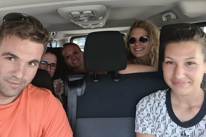 Split airport to Split Private transfer to 8 pax (Door to Door any location) - Booking details that matter on arrival day