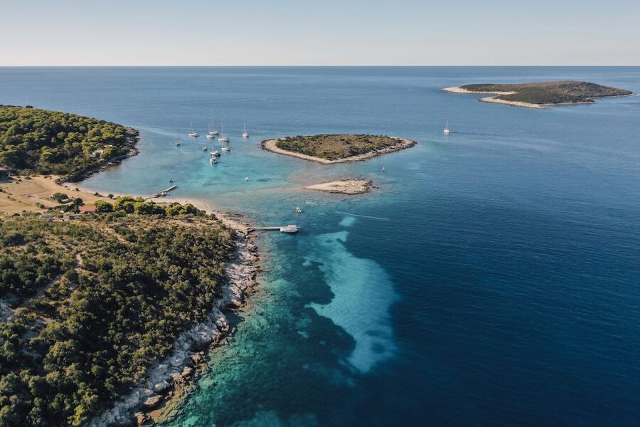 Split: Blue Cave and 5 Islands Tour - The boat ride is both the attraction and the challenge