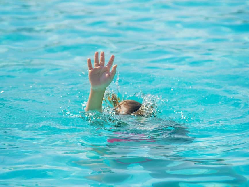 Split: Blue Lagoon & 3 Islands Speedboat Tour - Small group - Who should book this speedboat tour?