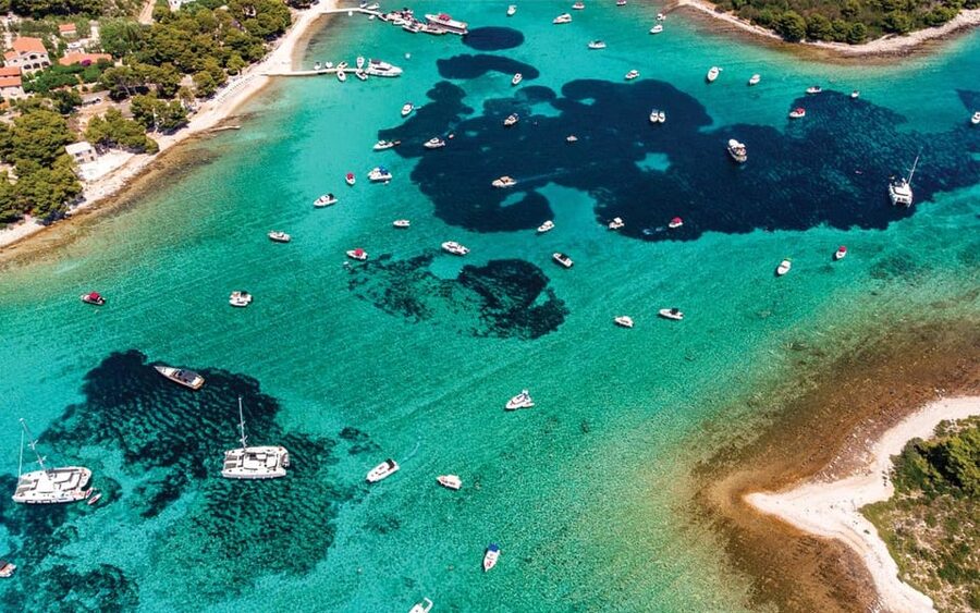 Split: Blue Lagoon and 3 Island Cruise with Food and Drinks - Čiovo and Borko beach bar
