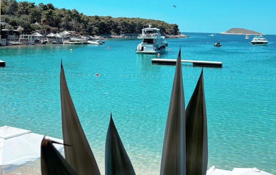 Split: Blue Lagoon, Hvar and 5 Islands Small Group Boat Tour - Key points at a glance