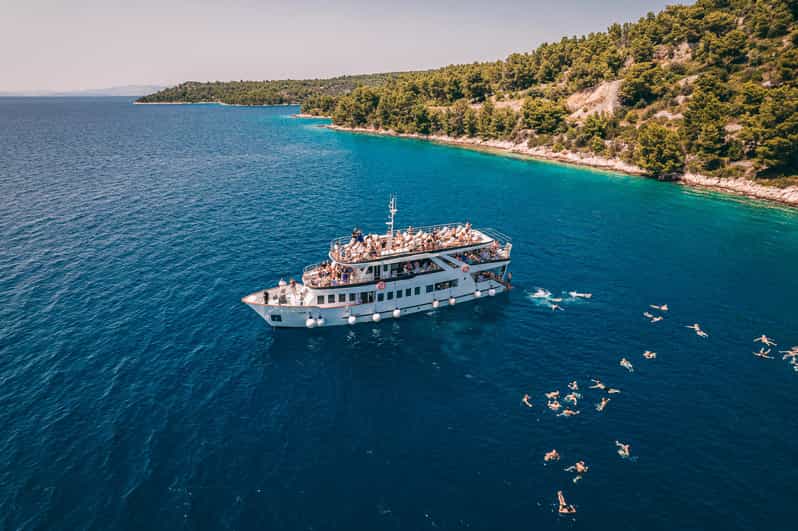 Split: Blue Lagoon, Shipwreck and Šolta with Food and Drinks - Is $74 good value?