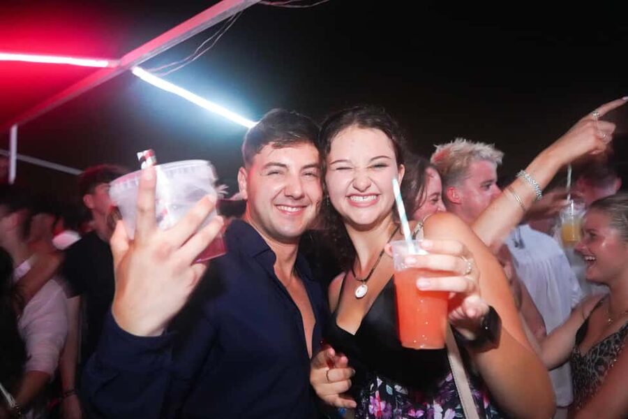 Split: Boat Crawl with Nightclub Access, Shots, & Boat Party - Who should book this boat crawl