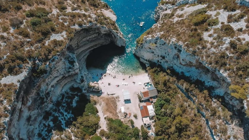Split: Boat Tour to Blue Cave, Vis, Blue Lagoon, Hvar, Brač - The Blue Cave and its brief blue glow