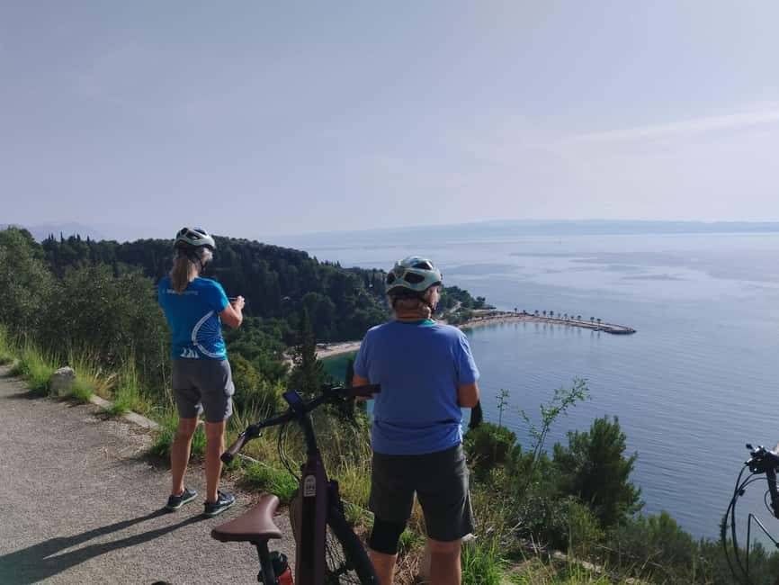 Split City & Marjan Park Electric Bike Tour - City streets before the trees