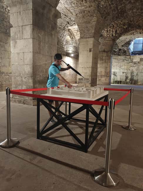 Split: City Walking Tour w/ Game of Thrones Locations - Peristyle, Vestibul, and the palace’s public heart