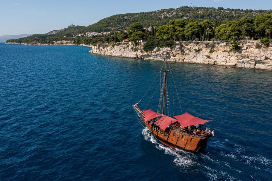 Split: Cruise on Columbo's Pirate Ship "Santa Maria" - A lucky chance to spot dolphins