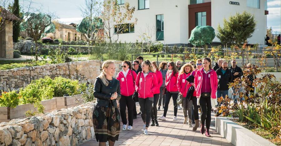 Split: Dalmatia for Nature Lovers Green Line Sightseeing Bus - Key points to know before booking