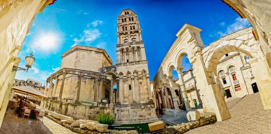 Split Game of Thrones Tour: City of Dragons - How much history do you get for $41?
