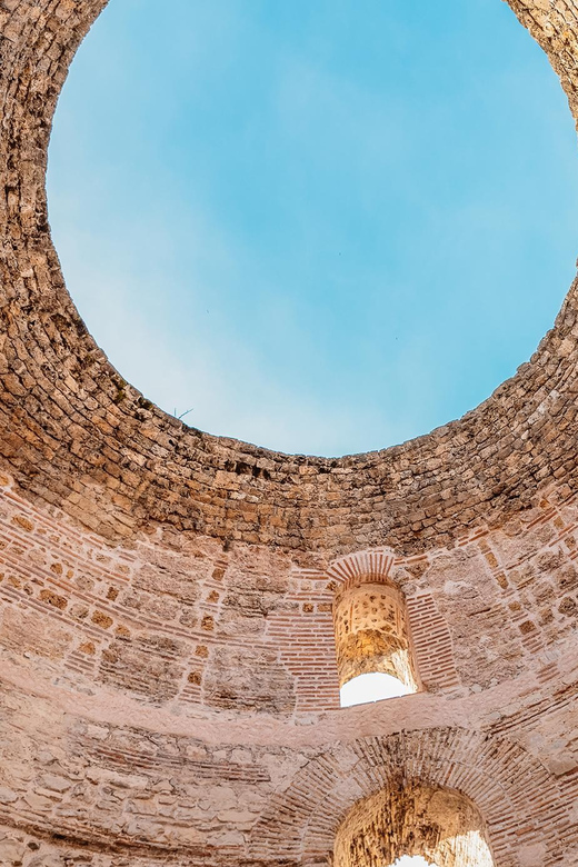 Split: Group or Private Walking Tour with Art Historian - Who should book this walk?