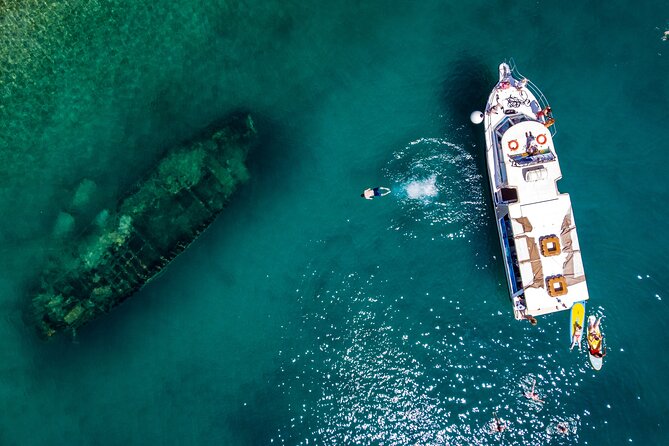 Split: Half-Day Blue Lagoon, Čiovo and Trogir Boat Tour - Trogir: one hour in a UNESCO-listed old city