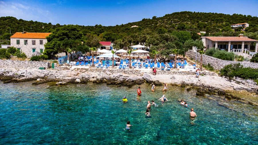 Split: Half-Day Blue Lagoon, Shipwreck, and Trogir Boat Tour - Practical advice for a smoother outing
