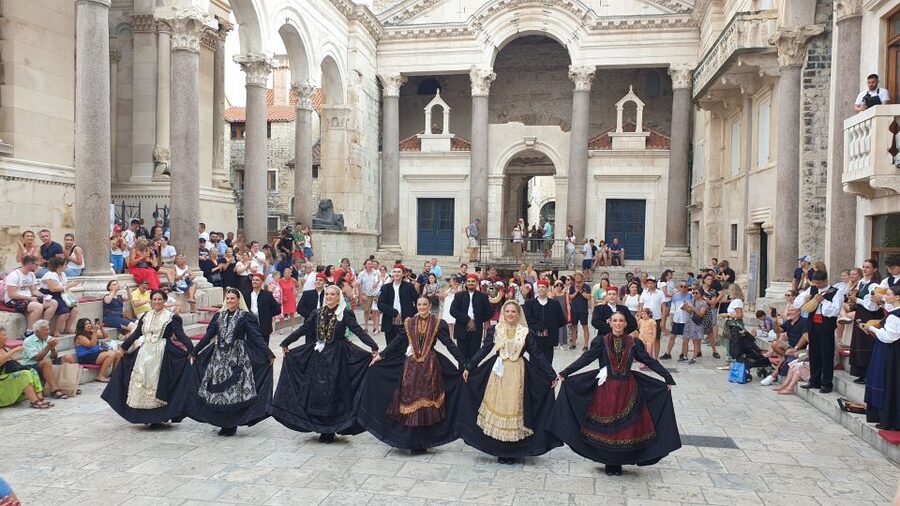 Split: History and Heritage Walking Tour - Meeting Emperor Diocletian in his retirement palace