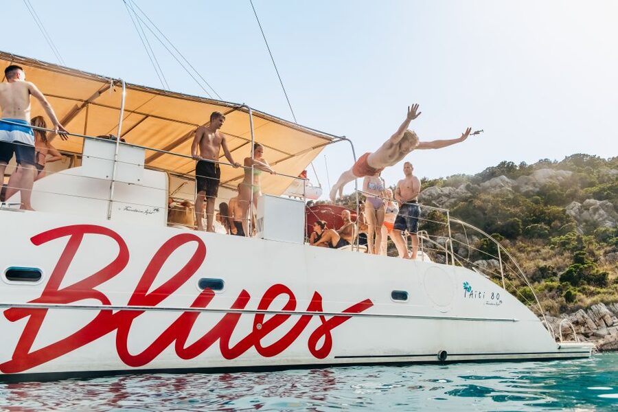 Split: Hvar, Pakleni, Brač & Šolta All-inclusive Tour - The return ride turns into a relaxed party