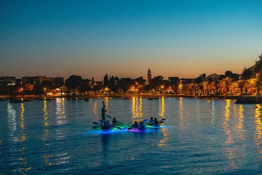 Split: Illuminated Evening Guided Kayaking Tour - The small beach and starry pause