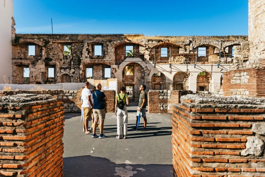 Split: Old Town and Diocletian Palace Walking Tour - Saint Domnius Cathedral and the layers of belief