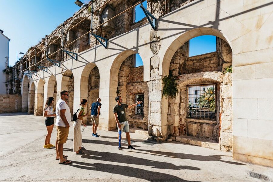 Split: Old Town and Diocletian Palace Walking Tour - Gregory of Nin in Giardin Park