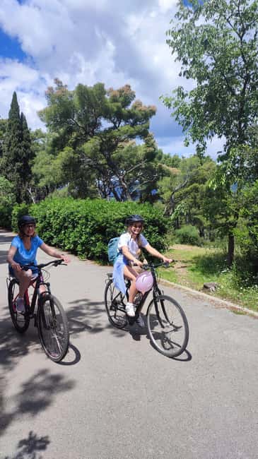 Split: Old Town and Marjan Park Bike Tour - Meeting in Varoš at Plinarska 25