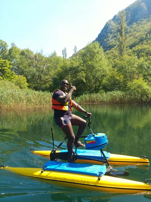 Split/Omiš: Cetina River Water Bike Safari - The halfway break and cold river swims