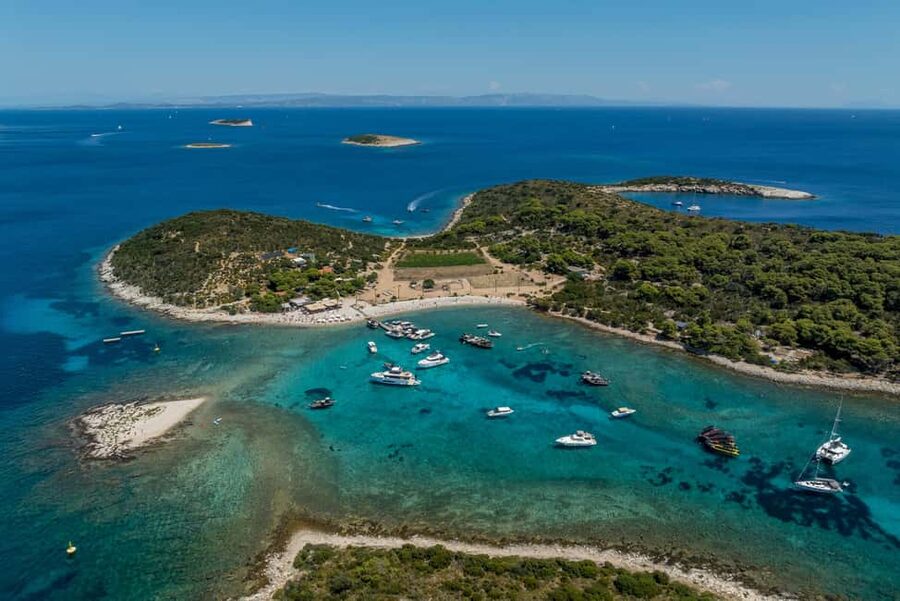 Split or Trogir: Blue Cave, Vis, and Hvar Speedboat Tour - Two hours in Hvar town