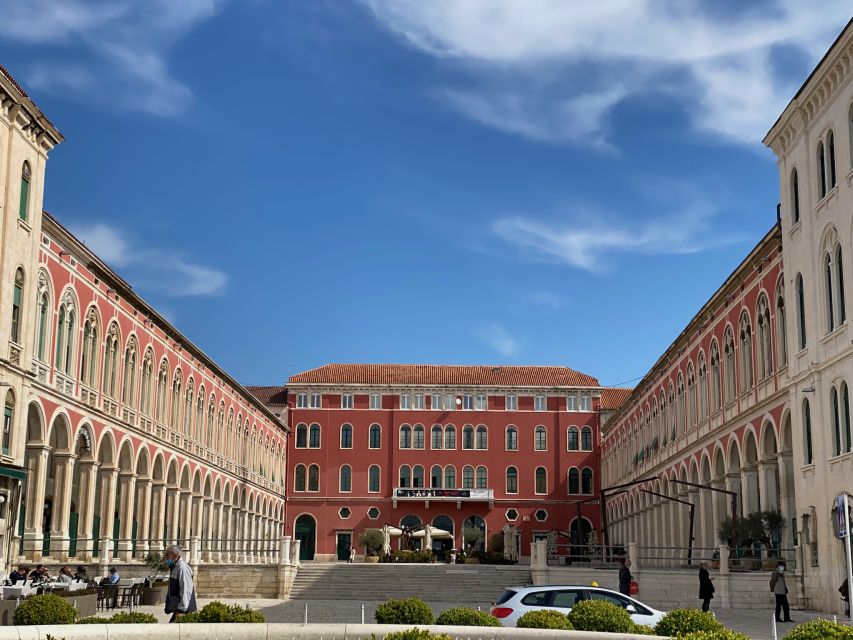Split: Palace & Old Town Private Walking Tour-Entrance incl. - Palace Cellars: The Best Look at the Original Plan