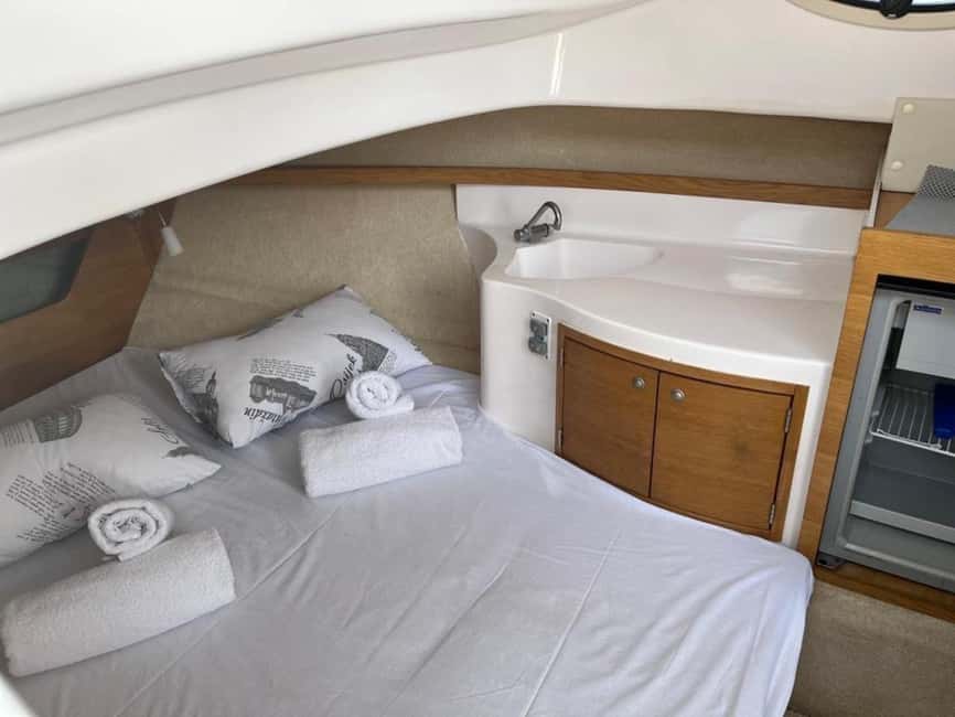 Split: Private Blue Lagoon 3 islands with speed boat - A private day on the Adriatic from Split