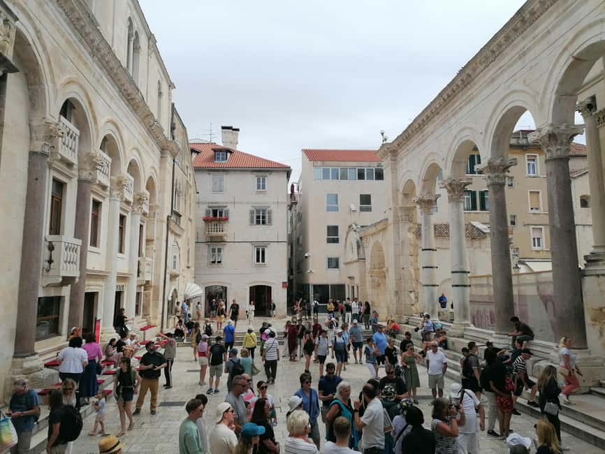 Split; Private Morning Walking Tour in Split - Pazar market, the local stop that adds flavor
