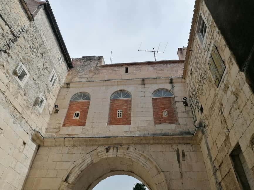 Split; Private Morning Walking Tour in Split - Diocletian’s Palace and its Roman bones
