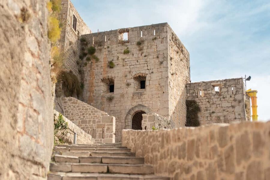 Split: Private tour to Klis Fortress and Vranjača cave - Why this half-day tour works so well