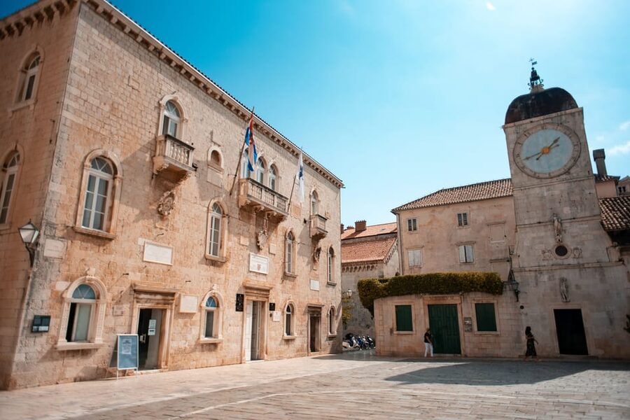Split: Private tour to Salona, Vitturi castle and Trogir - Why this route works so well from Split