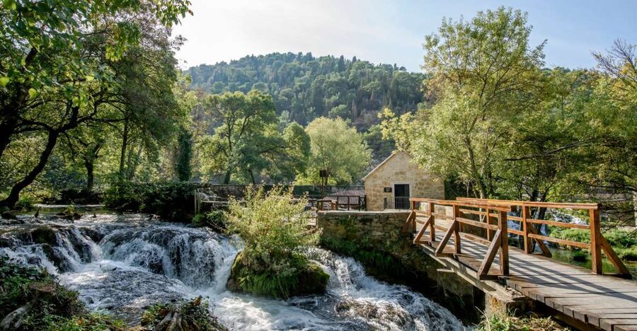 Split: Private Transfer to Krka with Driver & Optional Guide - Three hours inside Krka National Park