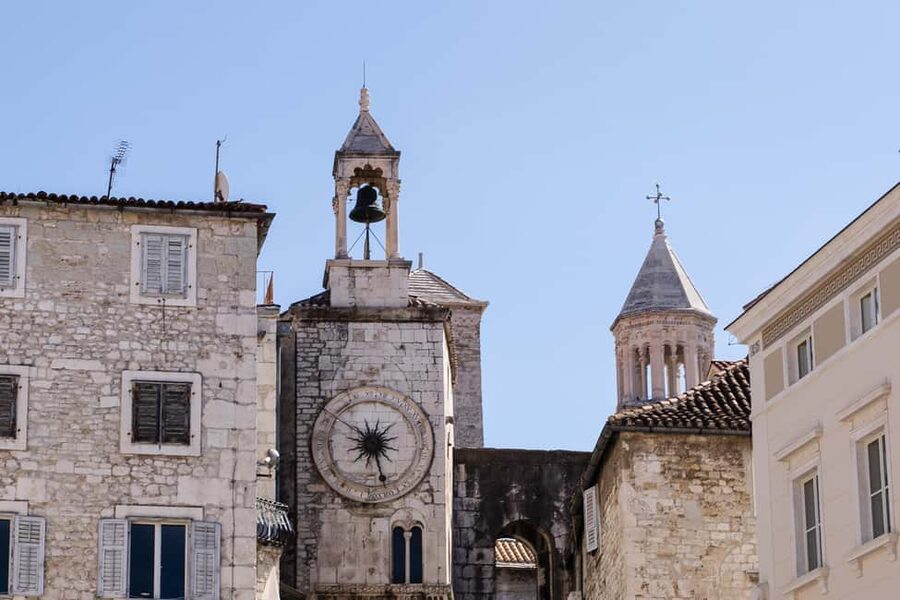 Split: Private Walking Tour for Families with kids (5-17y) - Languages, guides, and the feel of the walk
