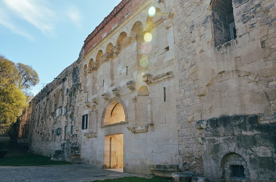 Split: Private Walking Tour for Families with kids (5-17y) - The Peristyle and Diocletian’s imperial show