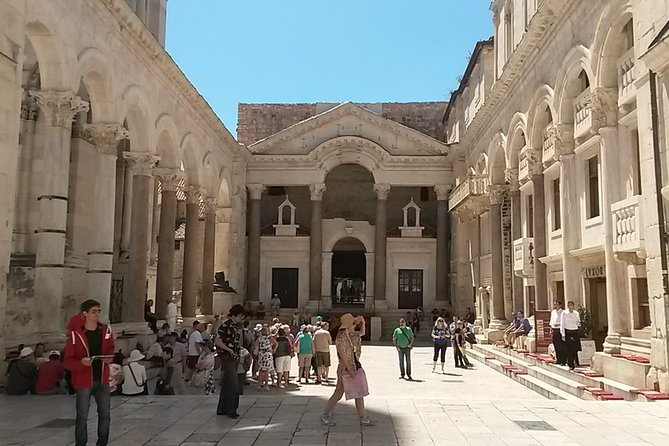 SPLIT-PRIVATE Walking Tour of Diocletian's Palace & Old Town - Meeting on the Riva and Entering the Palace