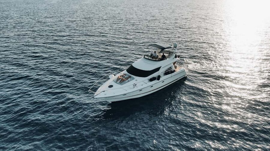 Split: Private Yacht Day Trip - Snacks on board, lunch on shore