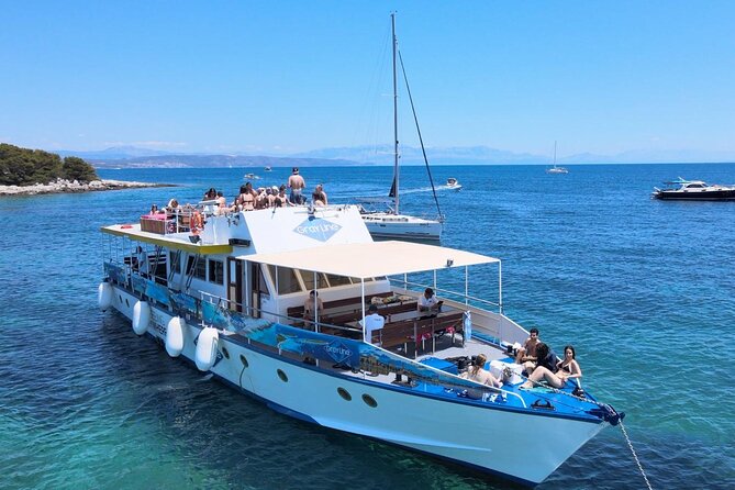 Split Riviera Panoramic Sunset Cruise with Summer Vibes on Boat - The sunset timing deserves careful attention