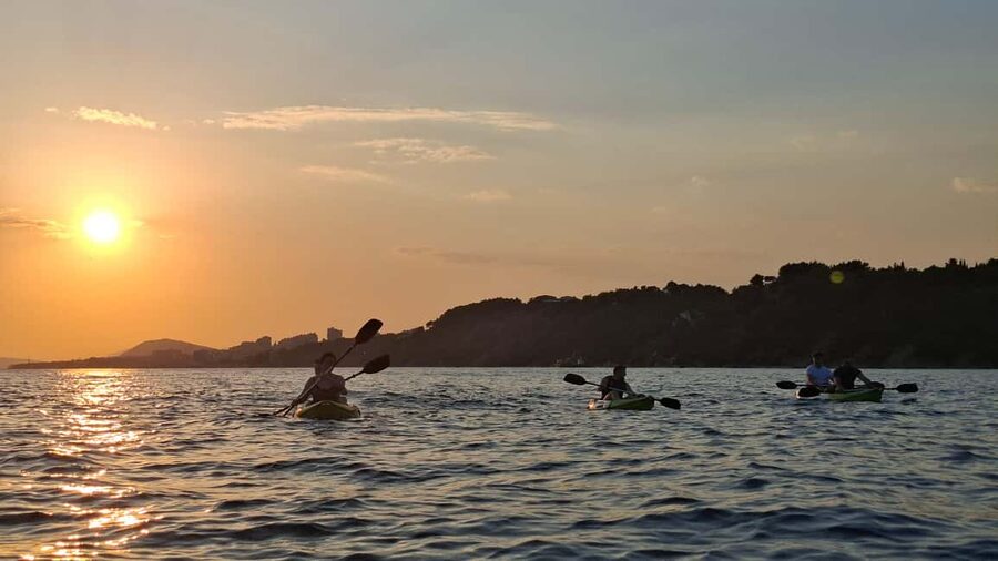 Split: Sunset Guided Kayaking Tour - Who should book this kayaking tour?