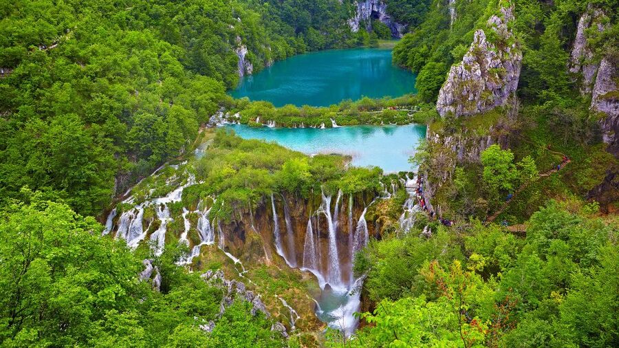 Split: Transfer to Zagreb with Plitvice Lakes Entry Tickets - The boat ride and panoramic train