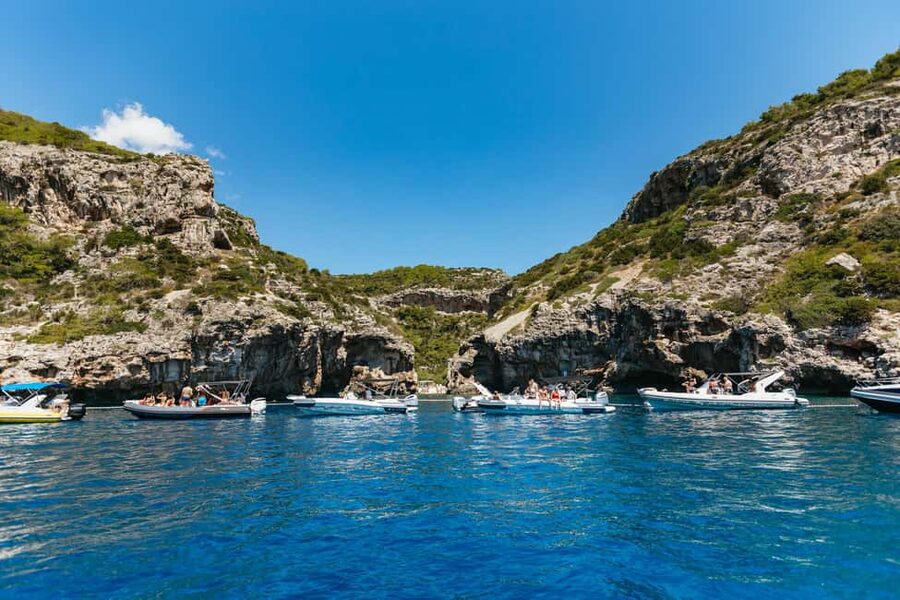 Split/Trogir: Blue Cave, Mamma Mia, Hvar and 5 Island Tour - An hour in Komiža on Vis