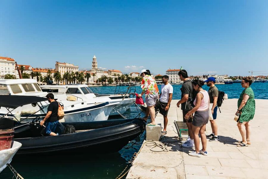 Split/Trogir: Blue Lagoon and 3 Islands Speedboat Tour - Who should book this experience?