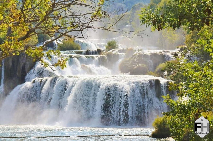 Split & Trogir: Krka Waterfalls & Swimming in Primošten - The bus ride through Dalmatia