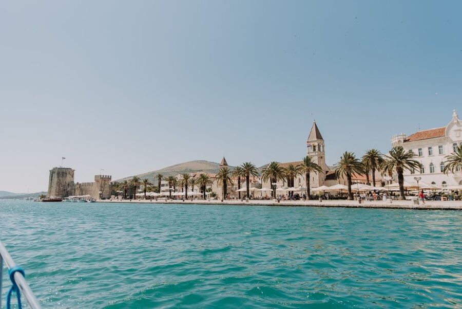 Split & Trogir: Private Blue Lagoon & Wine Tasting Boat Tour - Key points to know before you book