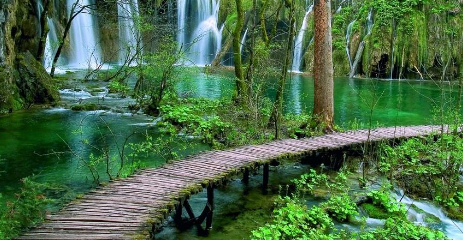 Split/Trogir to Zagreb: Private Transfer with Plitvice Lakes - The road portion and what 11 hours really means