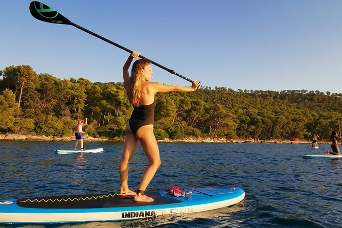 Stand Up Paddle Tour in Split - Meeting at Bene Beach and getting started